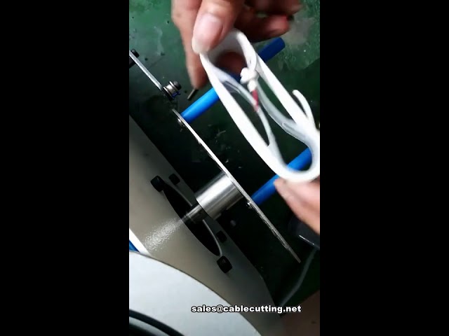 プロ仕様USBケーブル巻き取り機 | 自動結束機で効率的なケーブル梱包