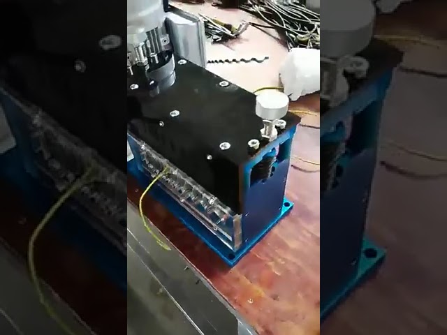 15-42mm大径ワイヤーケーブル剥離機 ホイール送り式 370W 15kV 220V 産業用