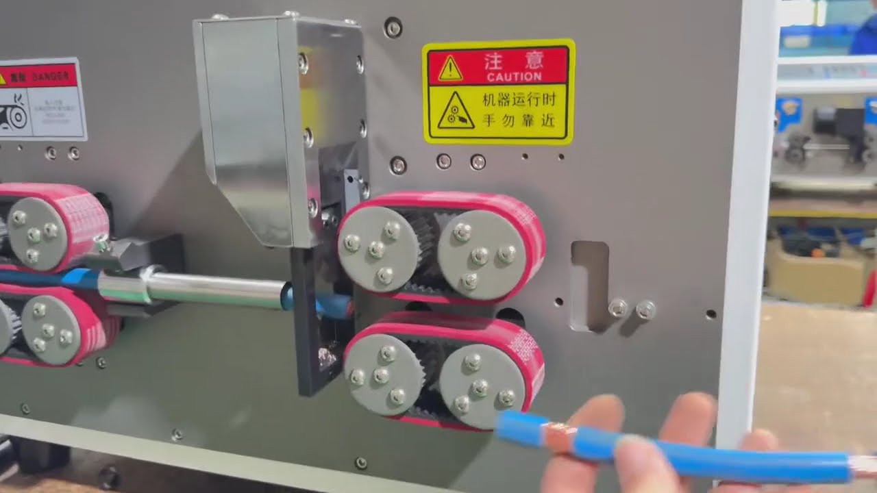 大型角形コンピュータ制御電線剥離・切断機 - 高精度・高速処理