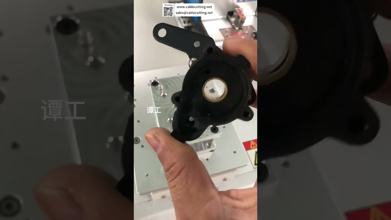 コーナー締め自動ねじ締め機｜工場自動化設備 スマートセットアップ