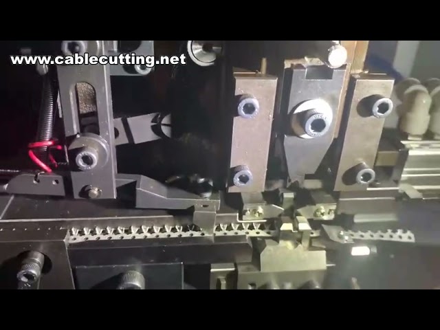 全自動端子圧着機 | 高精度端子圧着アプリケーターでワイヤー加工の効率化