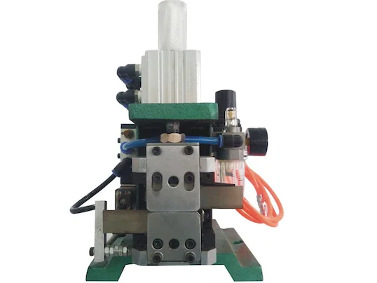 多芯線ストリップ・ツイストマシン WPM-4F+T